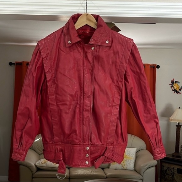 Vintage 80s Berman’s Women’s Red Leather Bomber Faux Fur Lined Jacket Size 6 - Picture 1 of 16